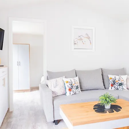 Aguś Komfortowe I Nowczesne W Cichej Okolicy Niedaleko Plaży *