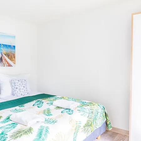 Aguś Komfortowe I Nowczesne W Cichej Okolicy Niedaleko Plaży Dom wakacyjny *