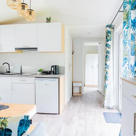 Dom wakacyjny Aguś Komfortowe I Nowczesne W Cichej Okolicy Niedaleko Plaży