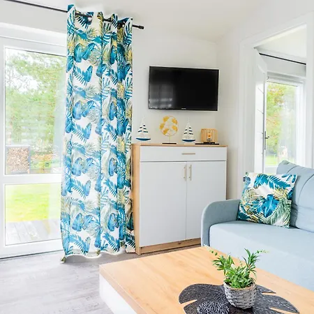 Aguś Komfortowe I Nowczesne W Cichej Okolicy Niedaleko Plaży Dom wakacyjny *