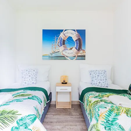 Aguś Komfortowe I Nowczesne W Cichej Okolicy Niedaleko Plaży * Ostrowo (Puck)